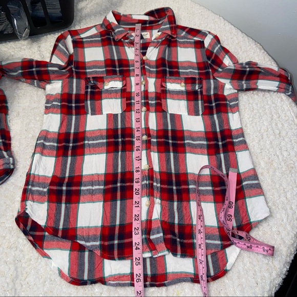 Universal‎ thread women’s plaid shirt - Picture 6 of 8